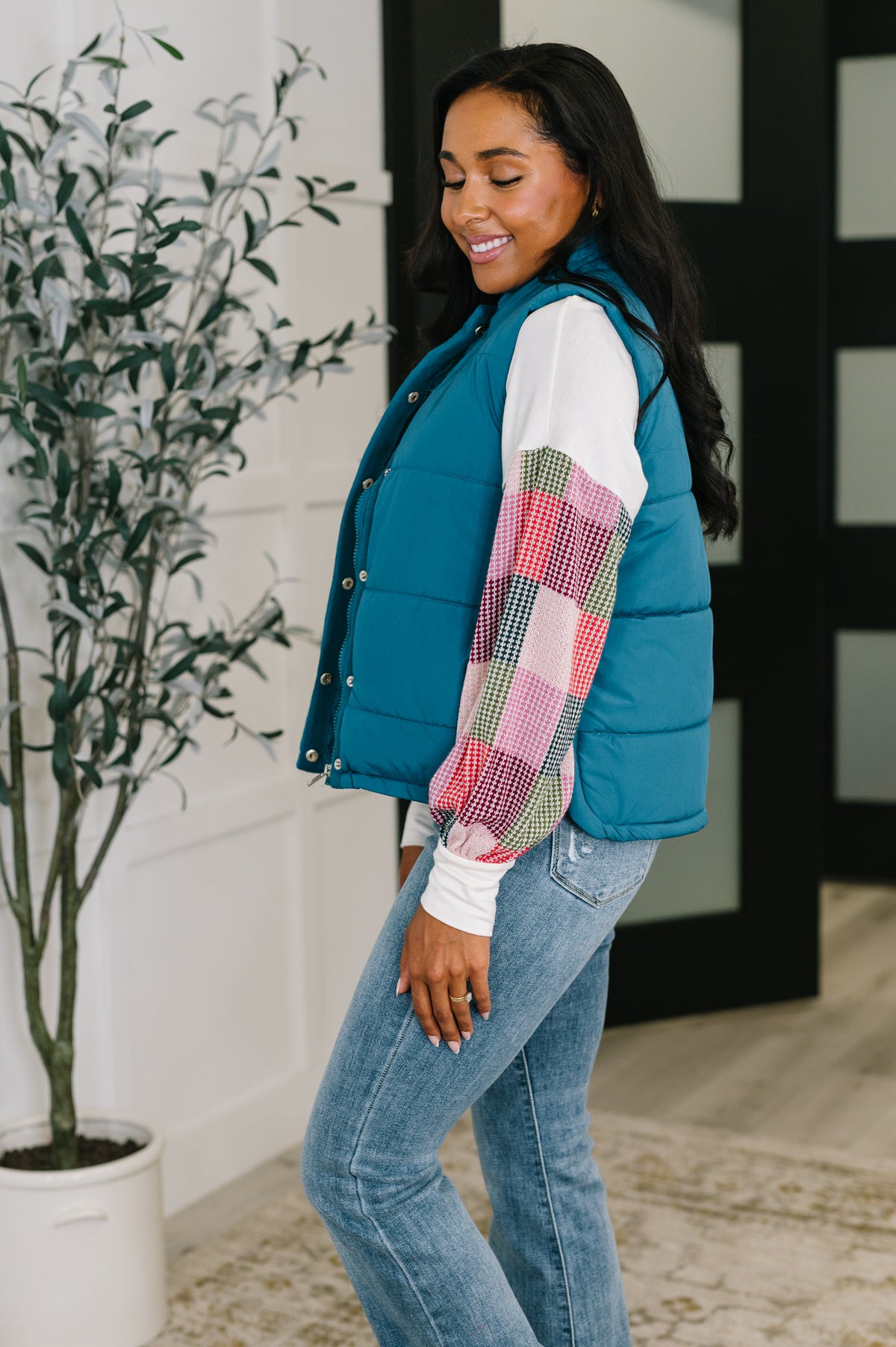 That's What I'm Talkin' About Puffer Vest in Teal - 10/15/2025