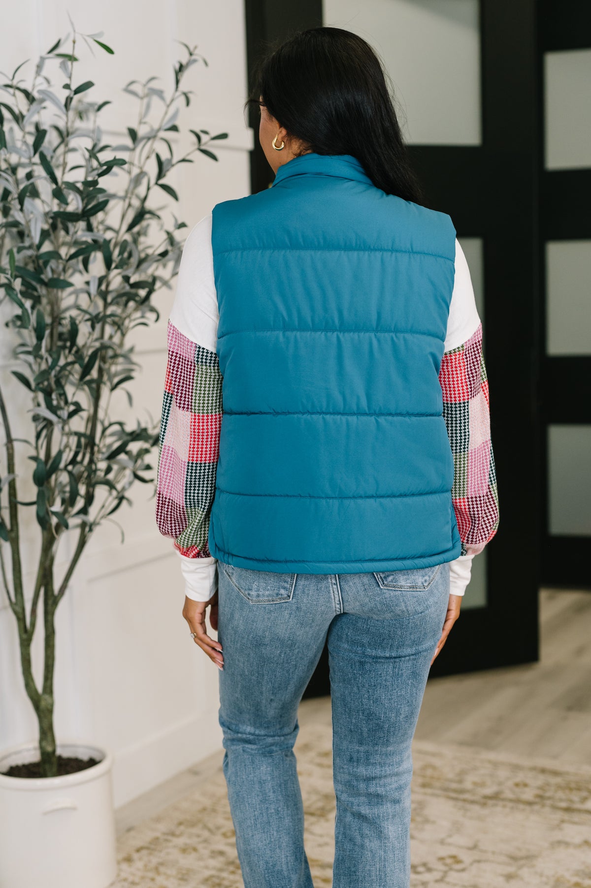 That's What I'm Talkin' About Puffer Vest in Teal - 10/15/2025