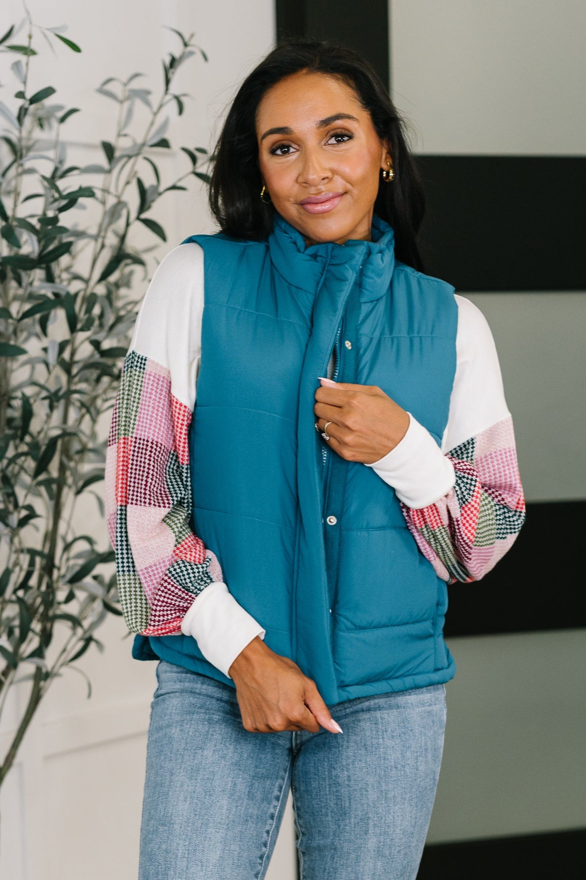 That's What I'm Talkin' About Puffer Vest in Teal - 10/15/2025