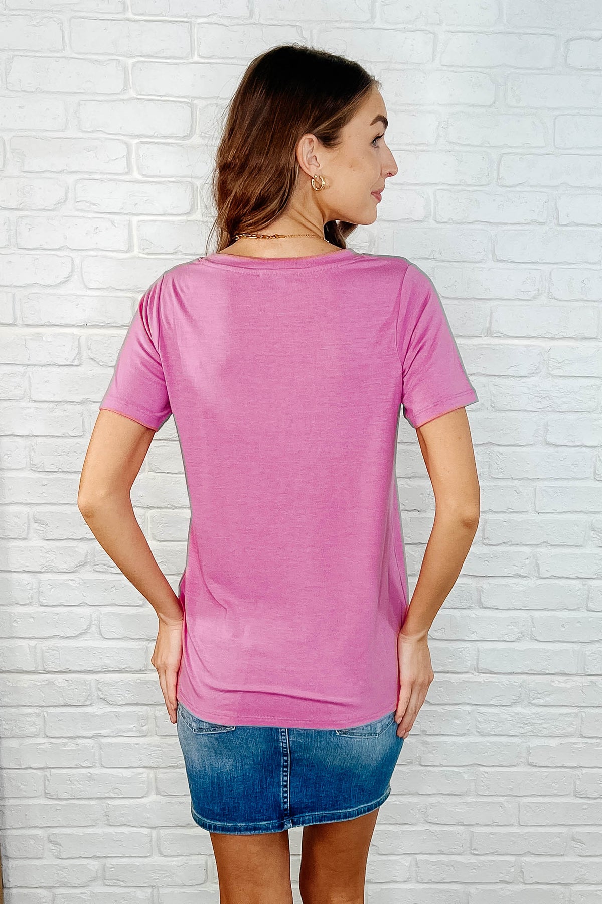 The Every Outfit Basic V-Neck Top in  Candy Pink - 3/26/2025