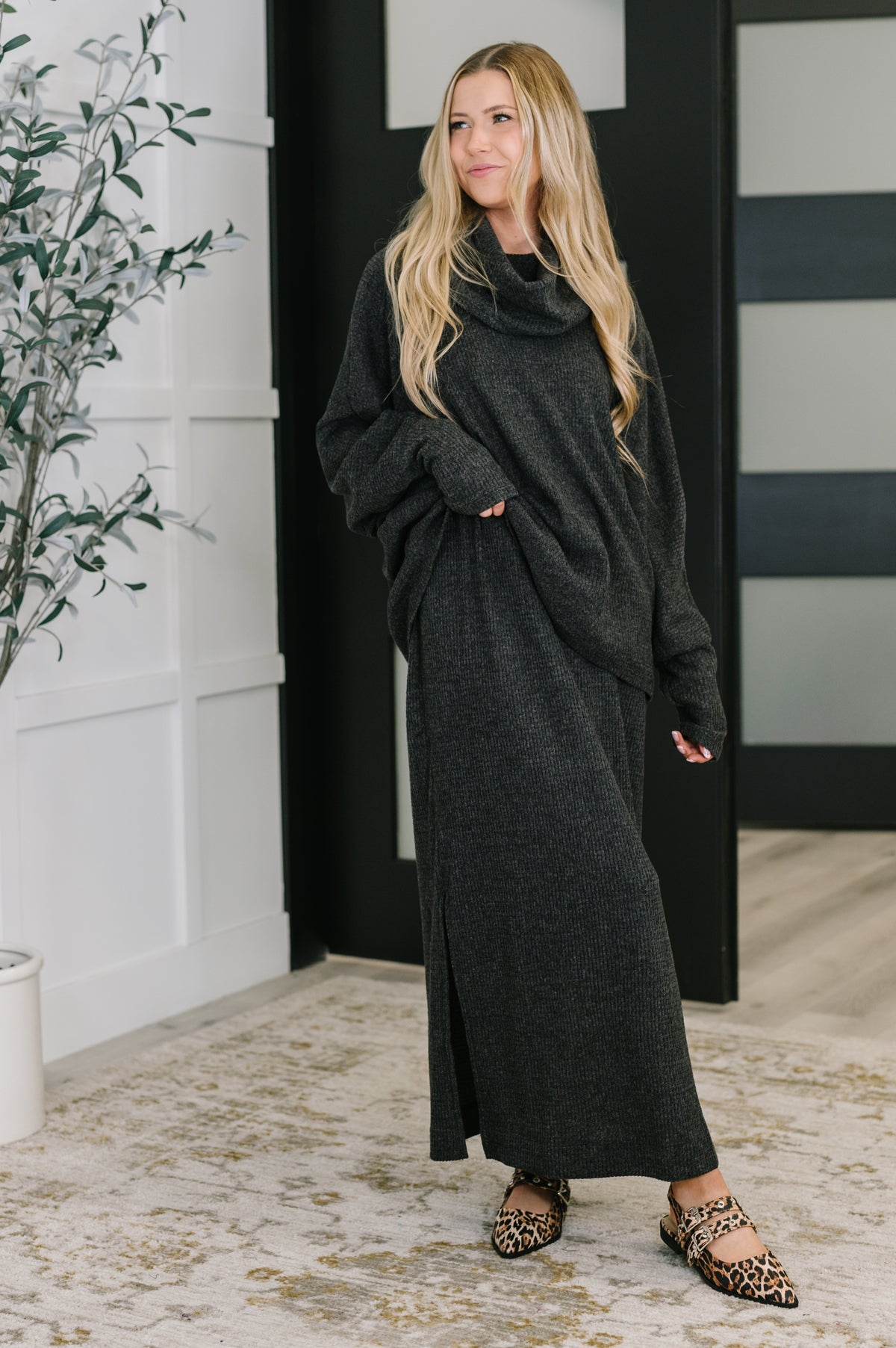 The Wander Lust Set in Black - 10/31/2025