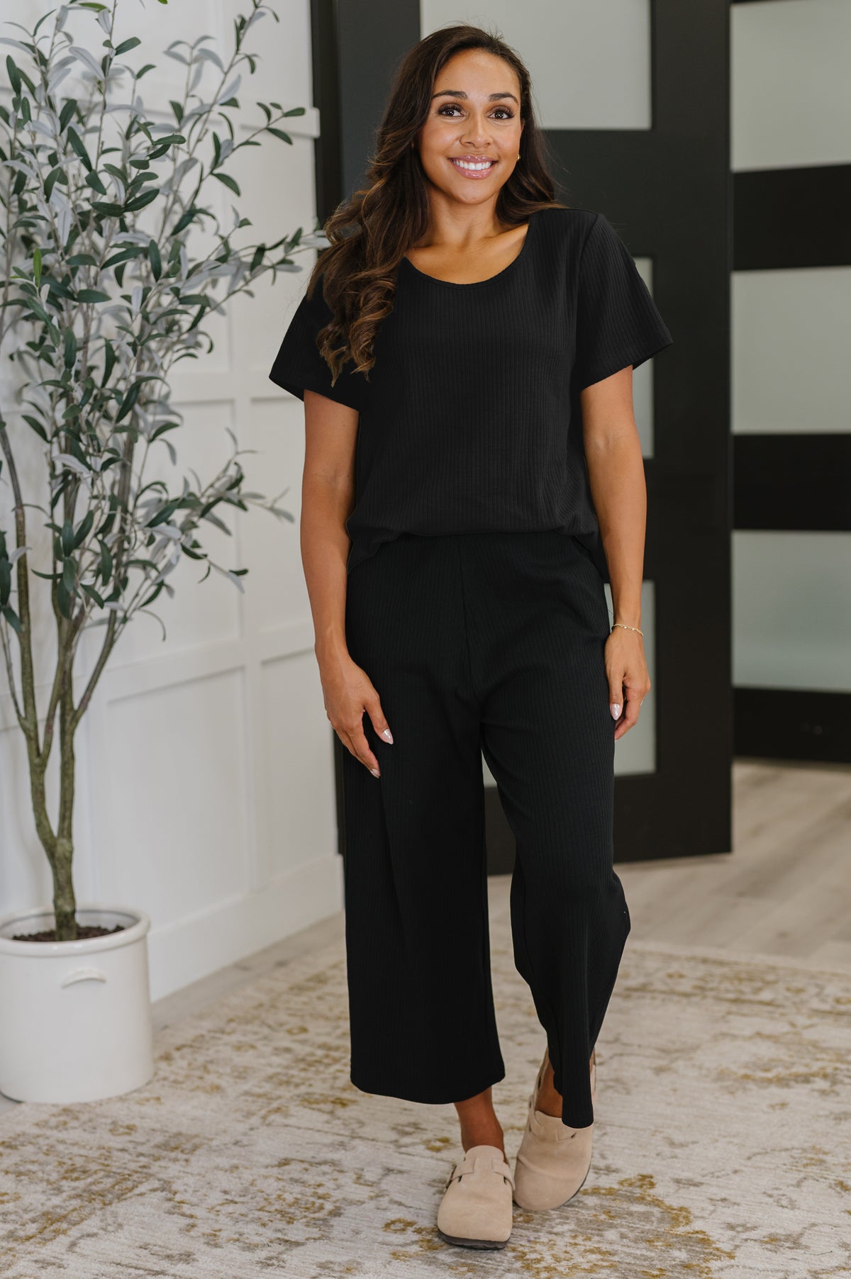 Thyme Boxy Tee in Black - 9/12/2025