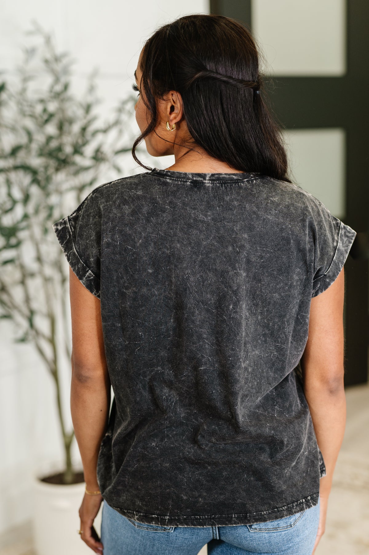 Top That Mineral Wash Tee in Ash Black - 6/11/2025