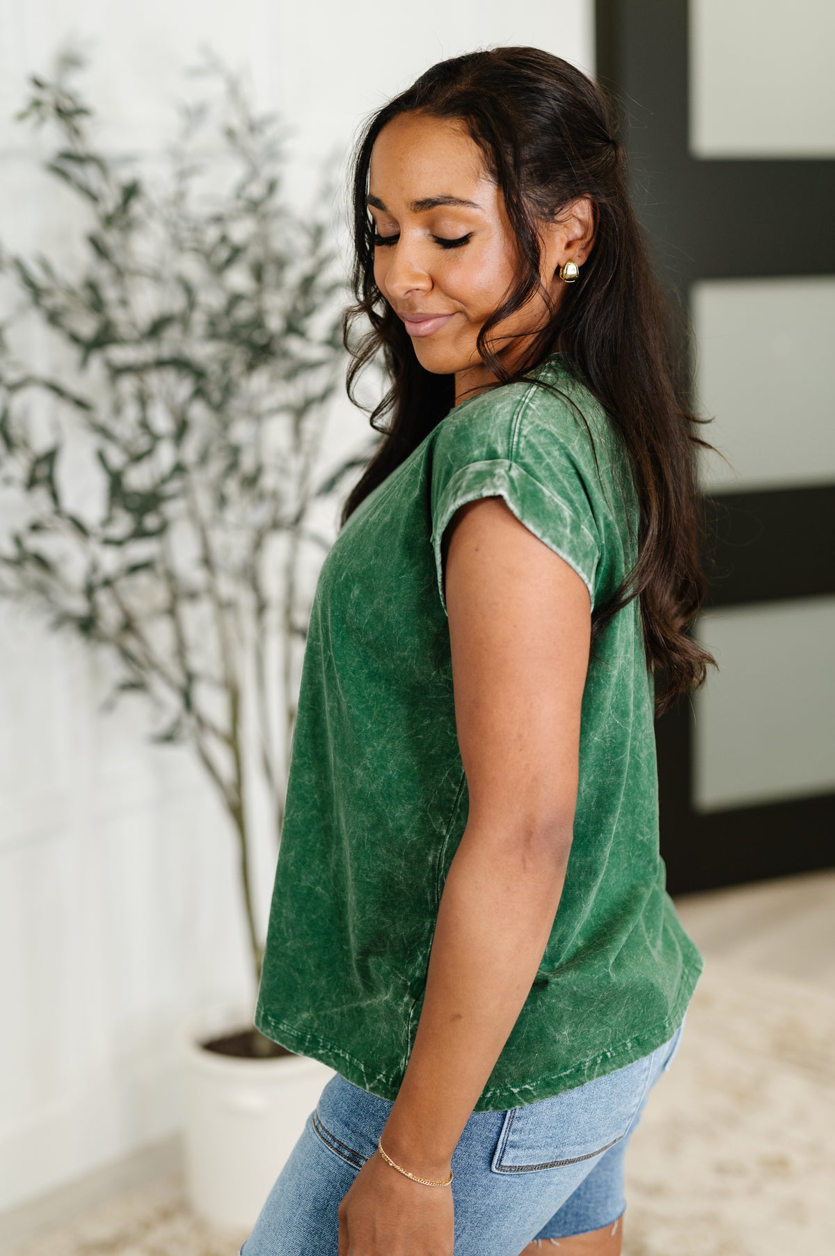 Top That Mineral Wash Tee in Dark Green - 6/11/2025