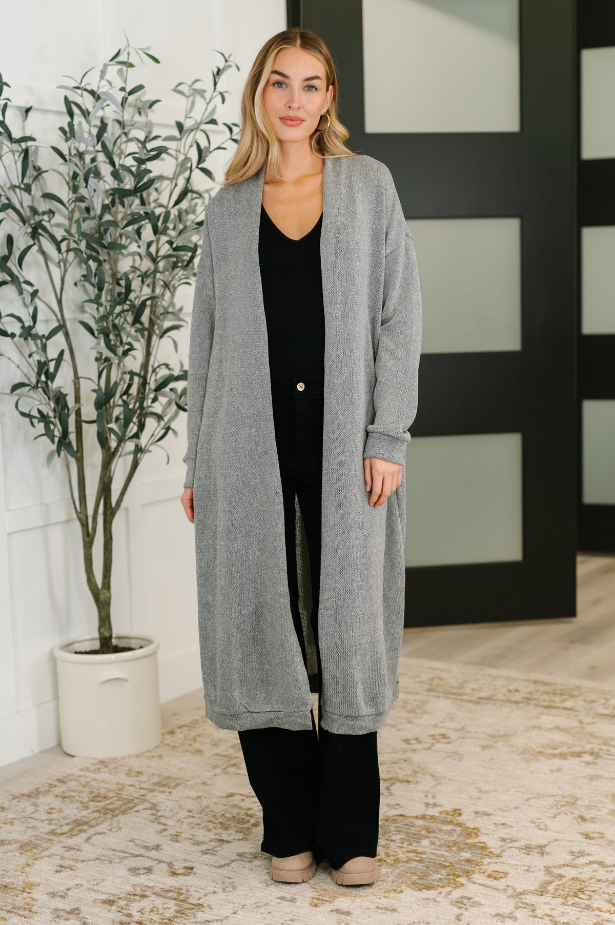 Travel Hideaway Open Front Cardigan in Soft Grey - 11/4/2025