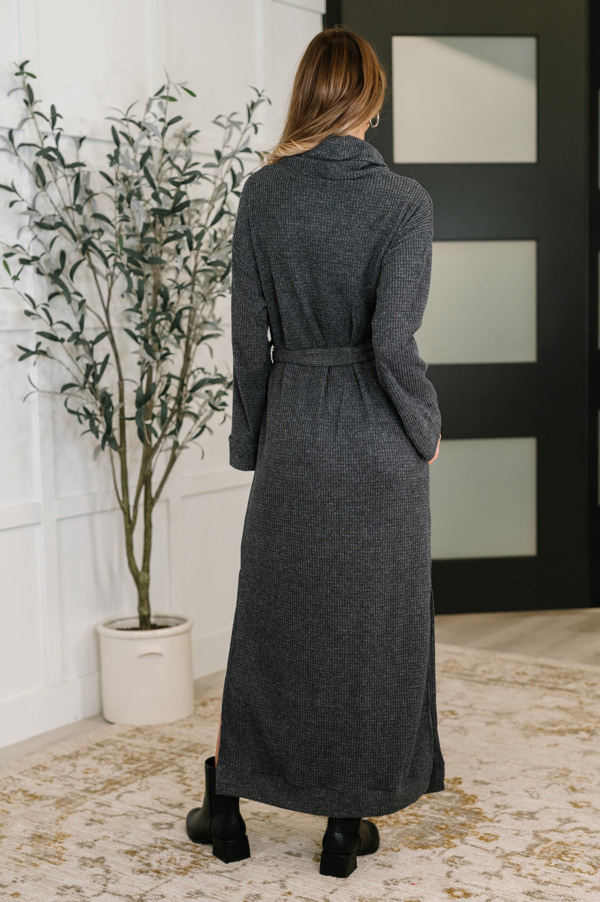 Travel Plush Knit Dress in Charcoal - 11/7/2025