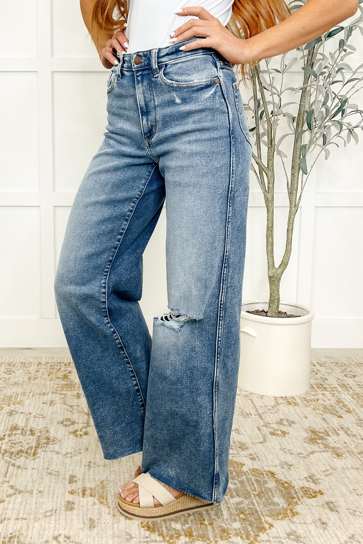 Tucker High Rise Vintage Wash Wide Leg Jeans - 4/30/2025