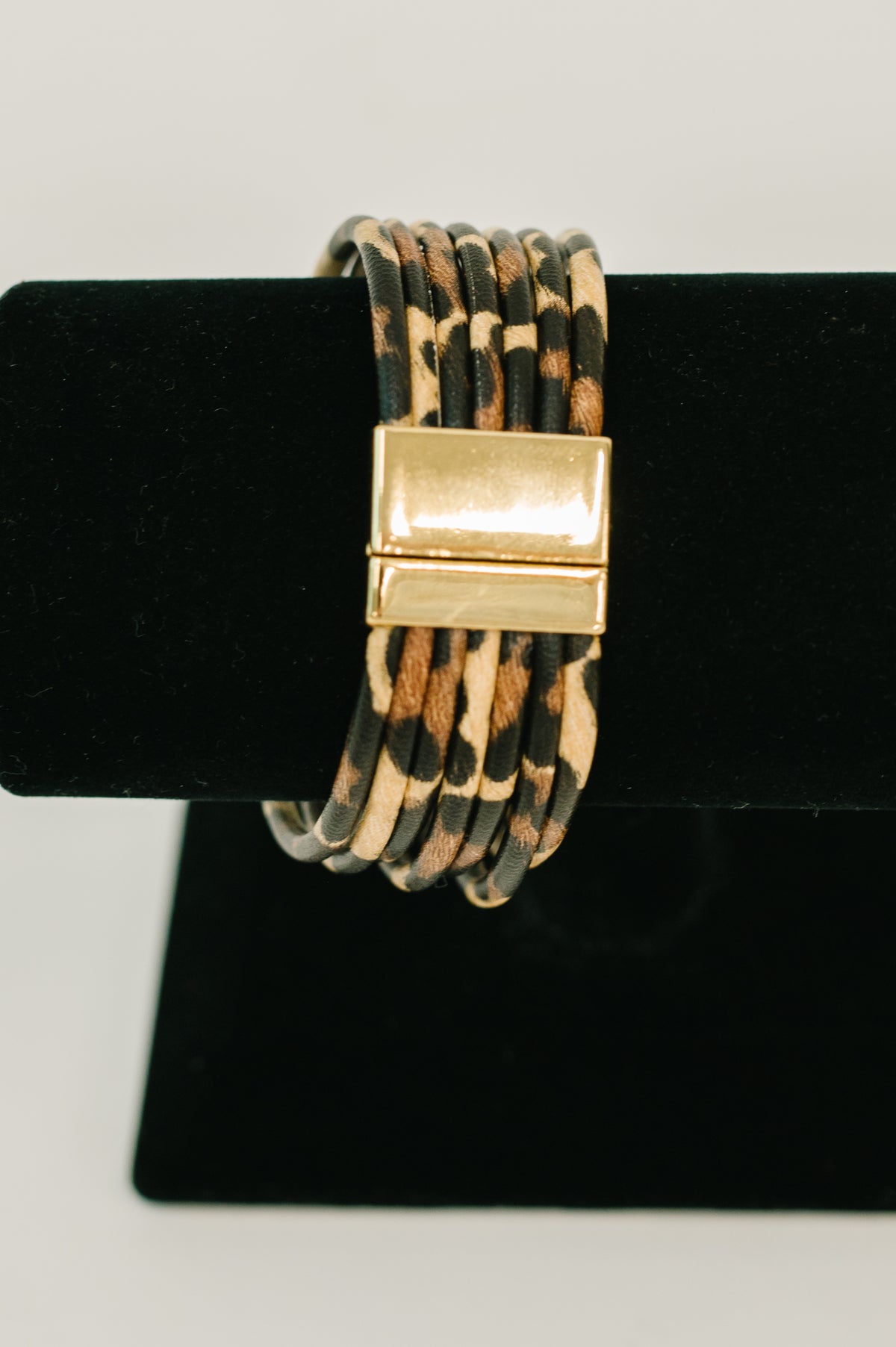Untamed Edge Chunky Multilayered Bracelet - 12/9/2025