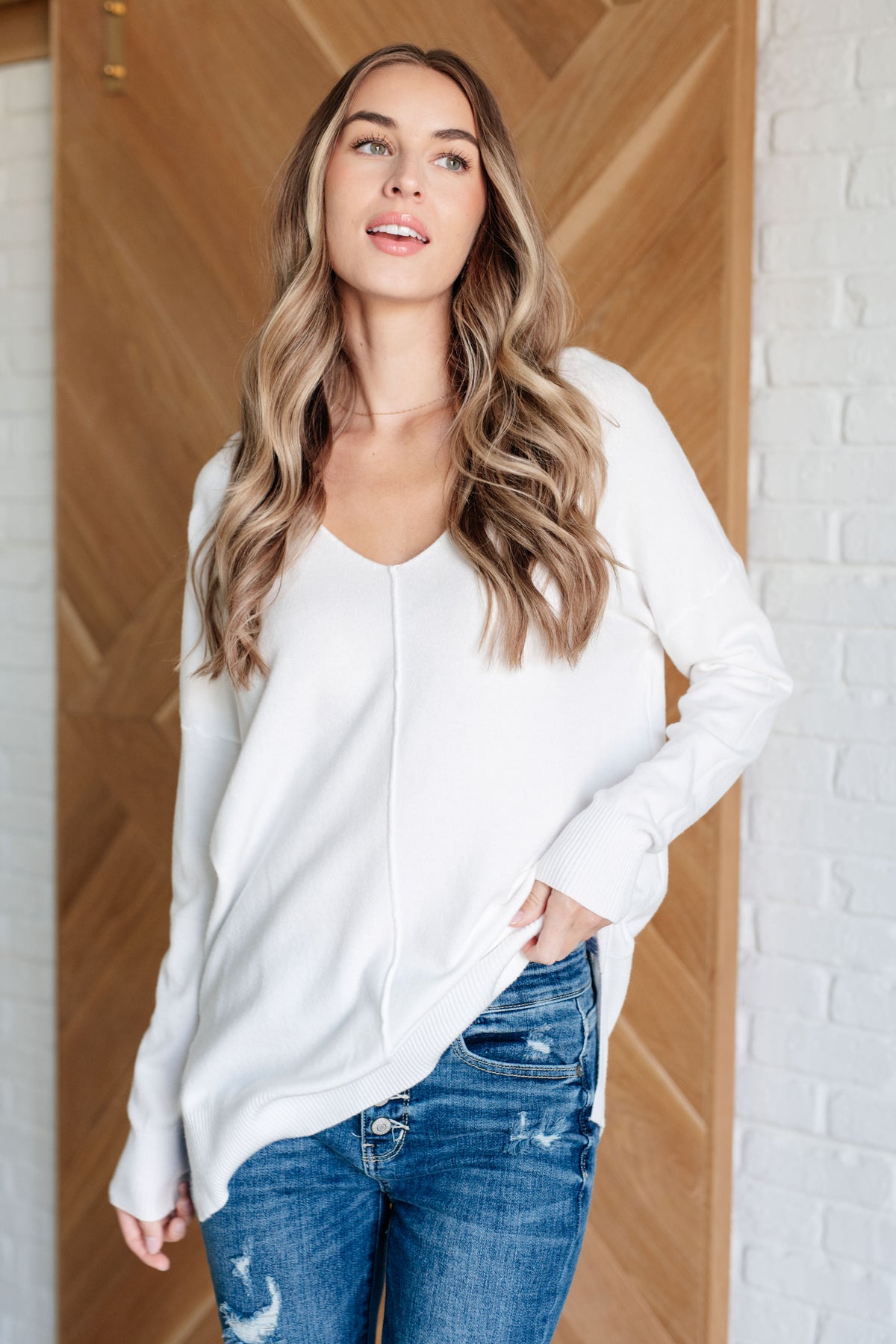 V-Neck Front Seam Sweater in Ivory - 9/25/2024