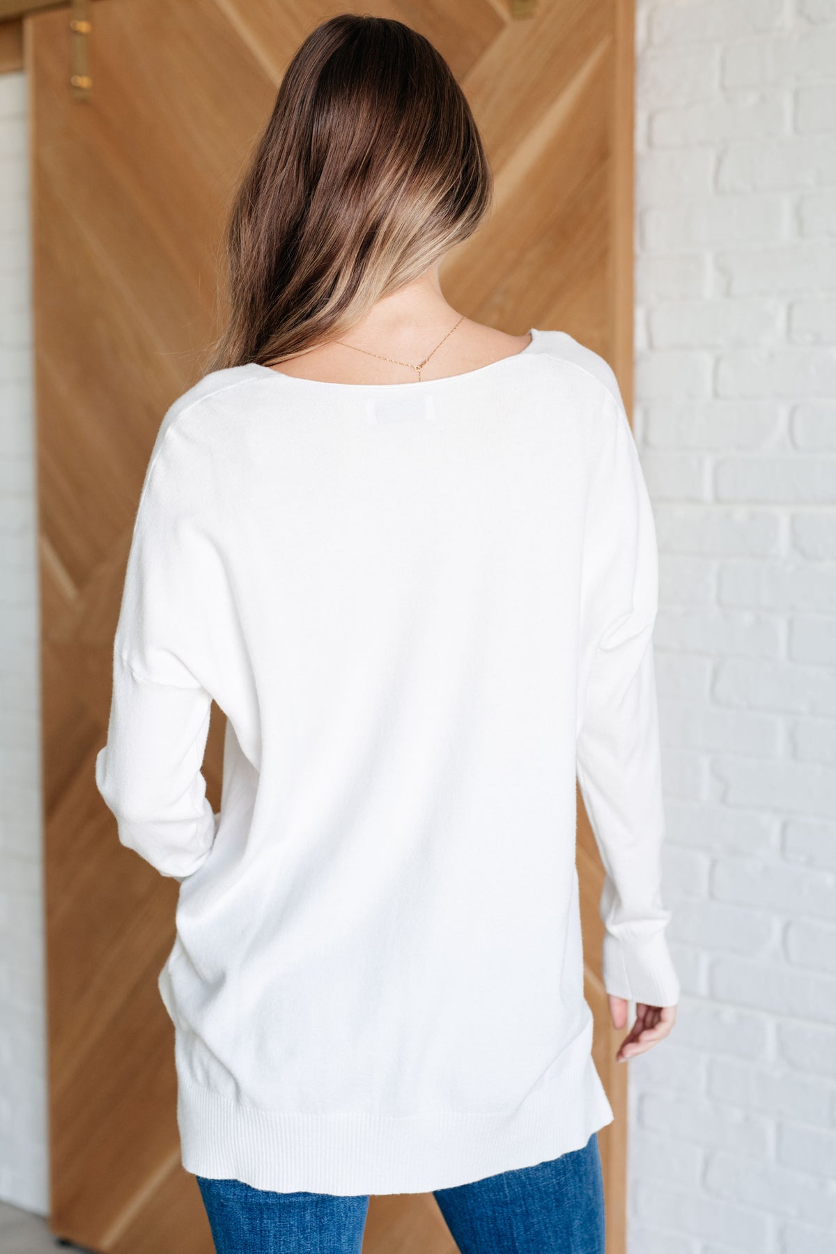 V-Neck Front Seam Sweater in Ivory - 9/25/2024