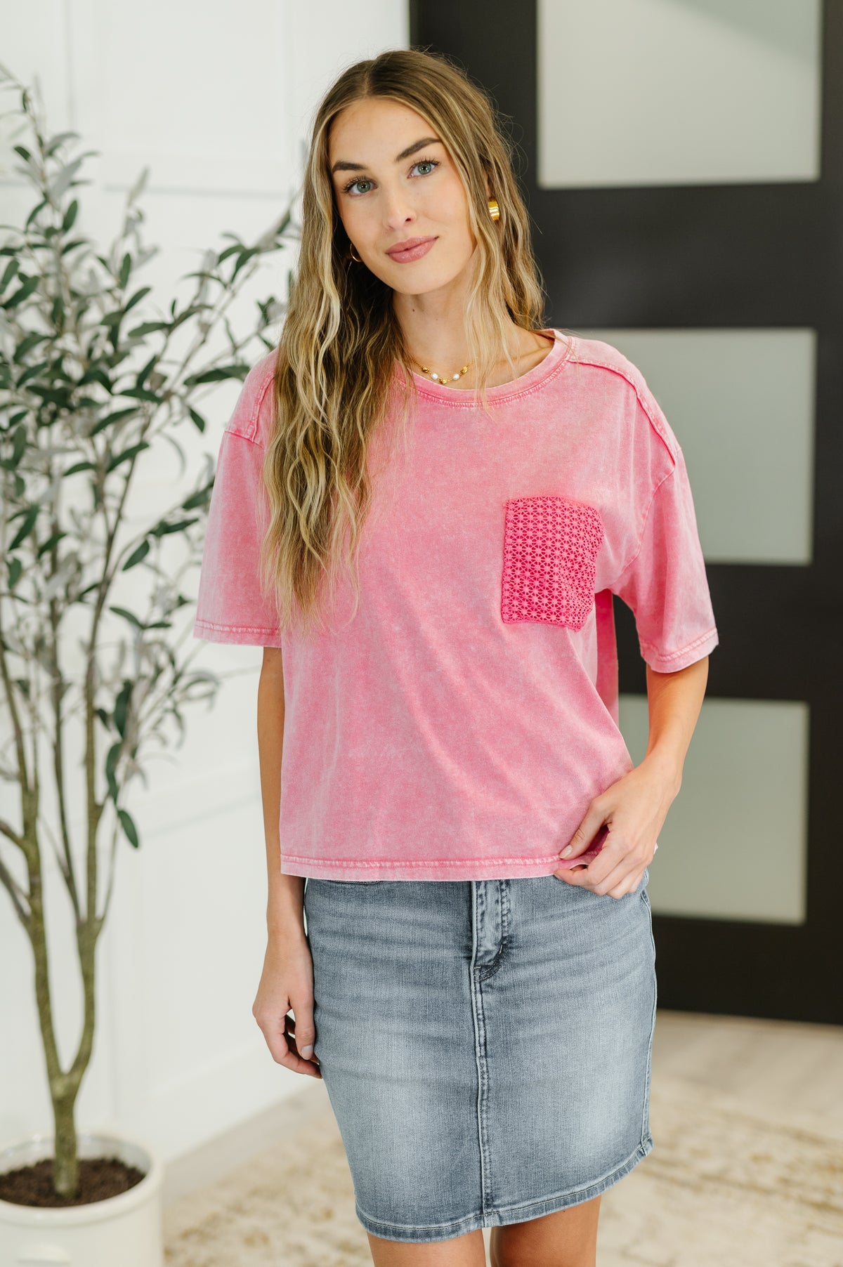 Who's That Girl Crochet Pocket T-Shirt - 6/6/2025 NEW