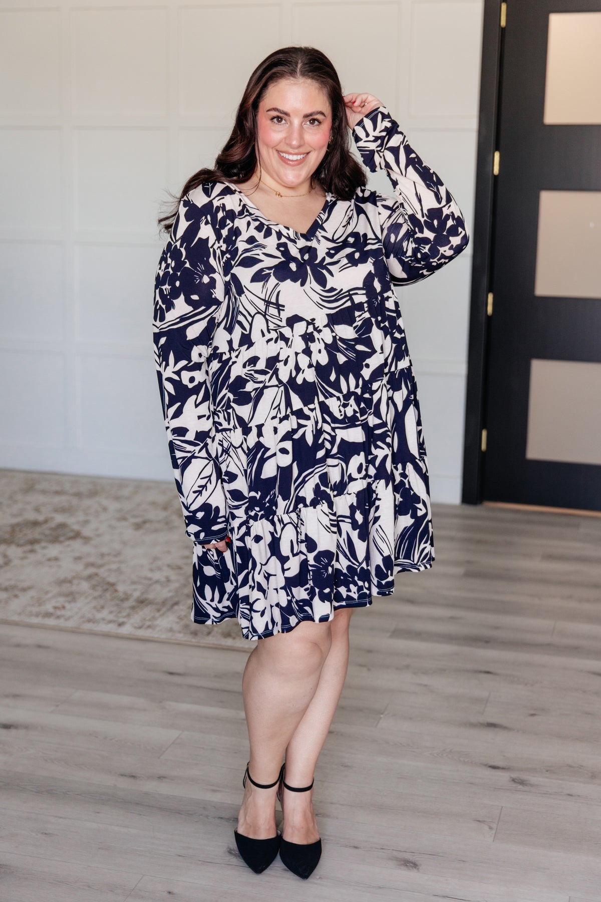 Worthwhile Moment Floral Tiered Dress in Oatmeal and Navy - 8/1/2024