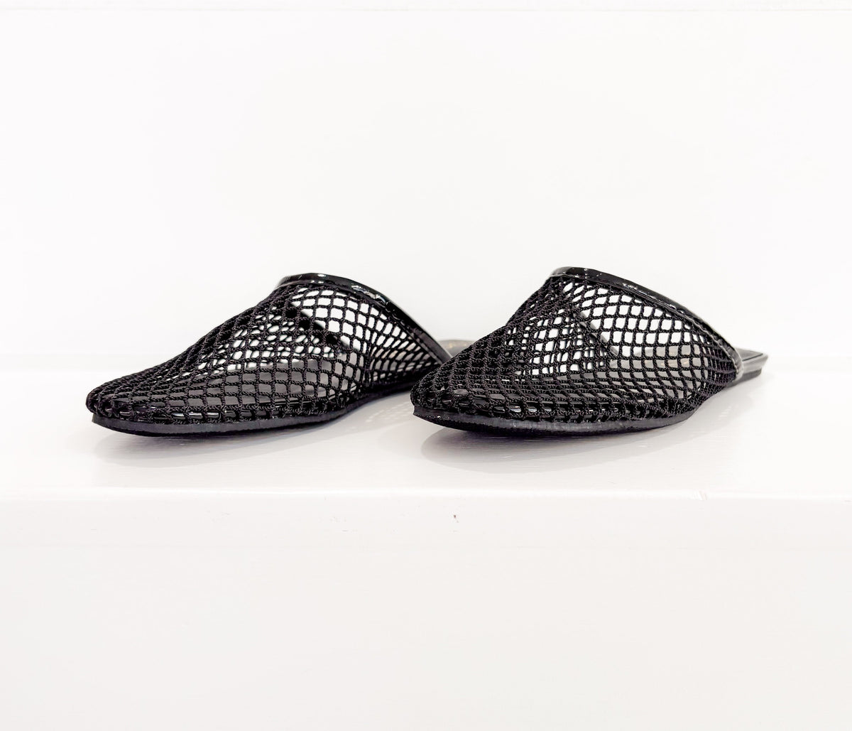 Brooklyn Flat Mule in Black - Rural Haze