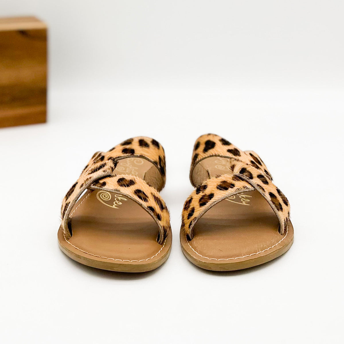 Conga Sandal in Leopard