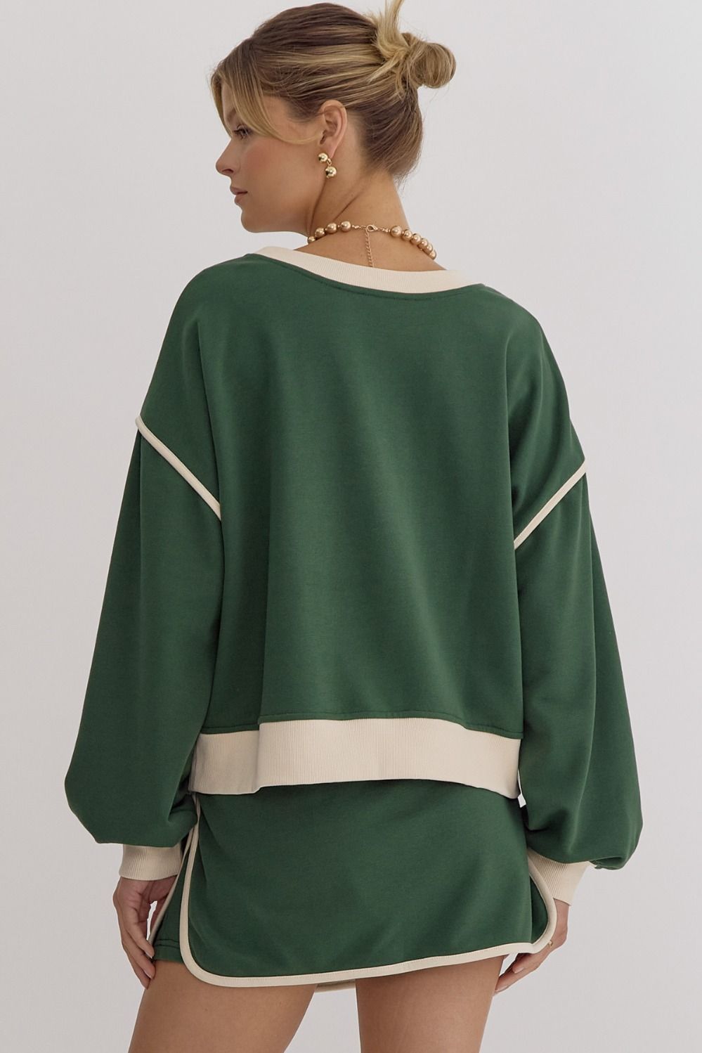 Solid Contrast Trim Long Sleeve Top in Hunter Green Avenue Shops Solid Contrast Trim Long Sleeve Top in Hunter Green Avenue Shops
