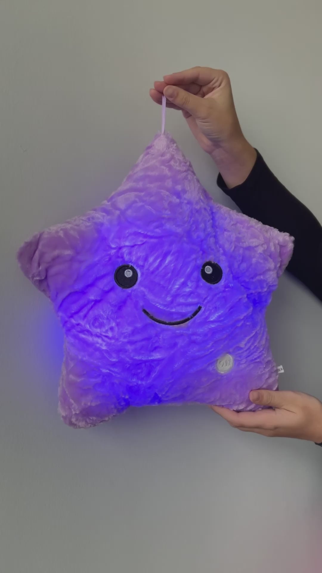 LED Glow Star in Purple - 11/29/2024