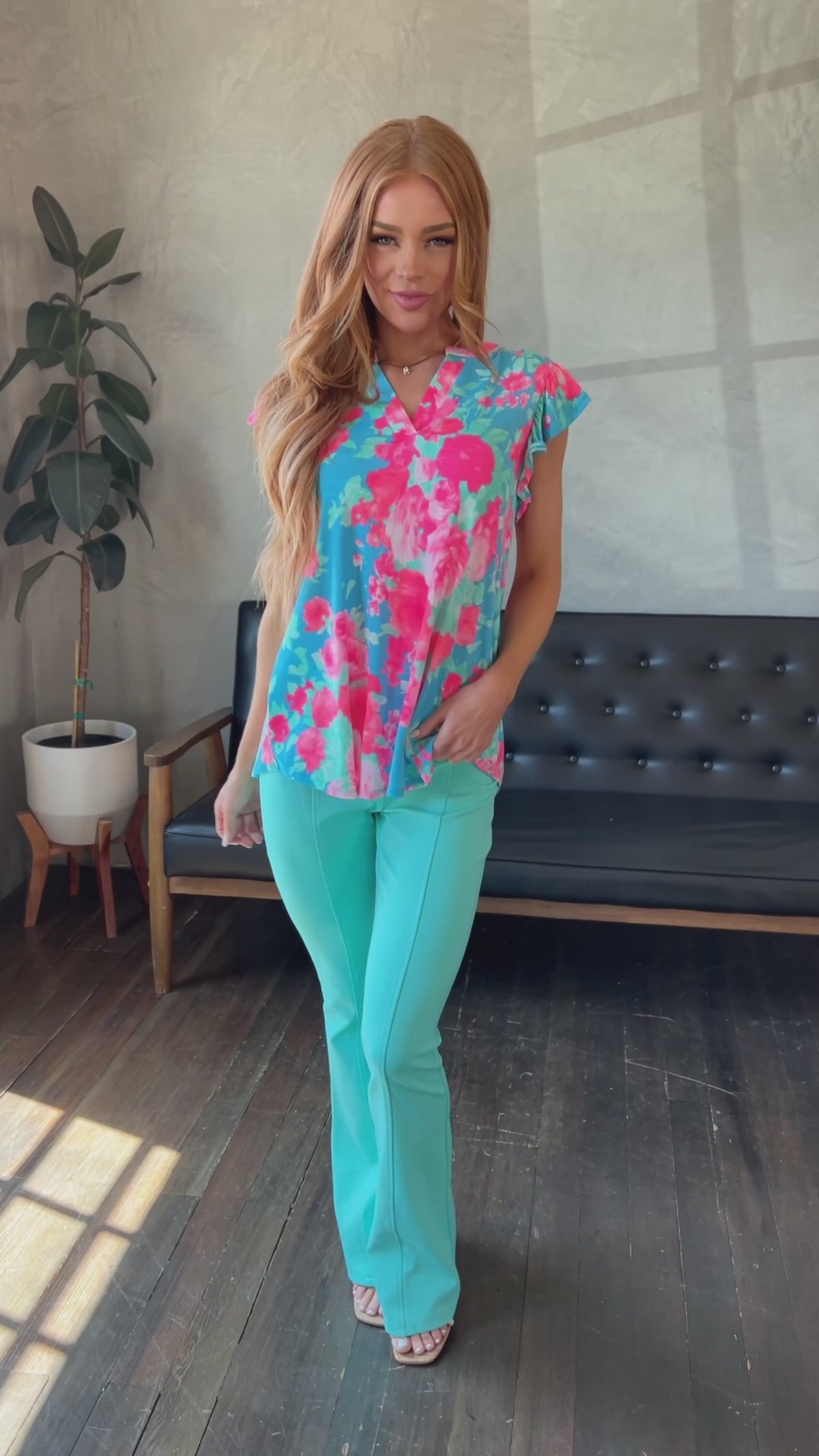 Lizzy Flutter Sleeve Top in Blue and Pink Roses - 5/10/2024