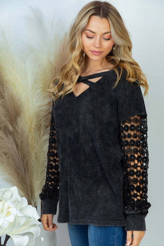 Thermal V-Neck Lace Long Sleeve Top in Black