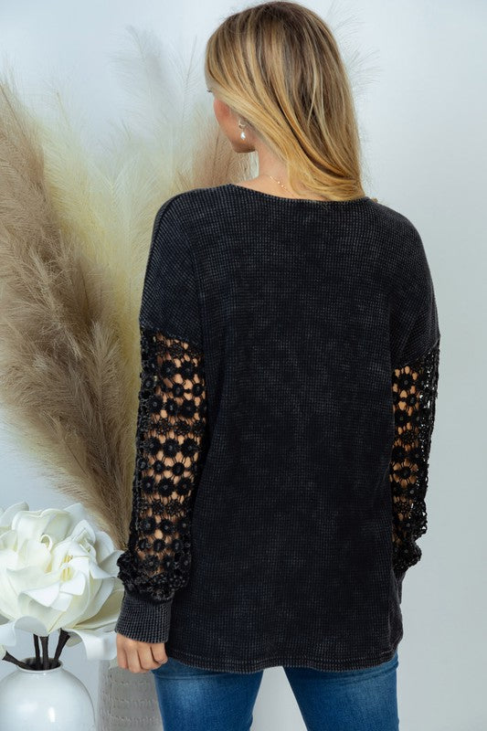Thermal V-Neck Lace Long Sleeve Top in Black