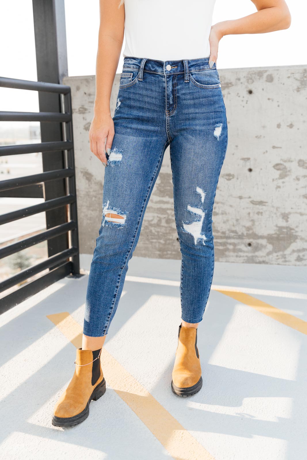 Vintage Indigo Cropped Skinny Jeans - 8/31/2021