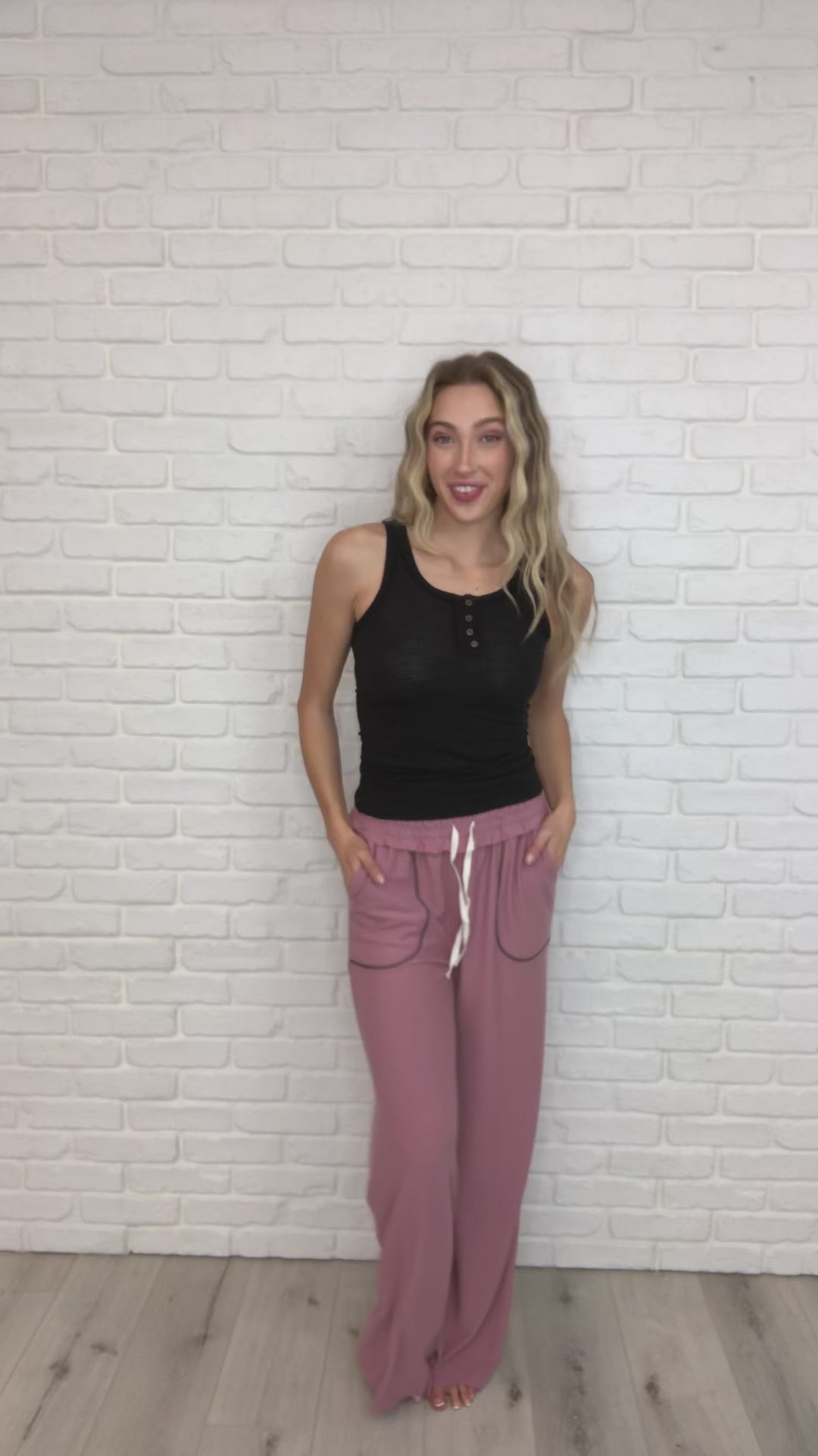 French Terry Lounge Pants In Rose - 11/21/2022
