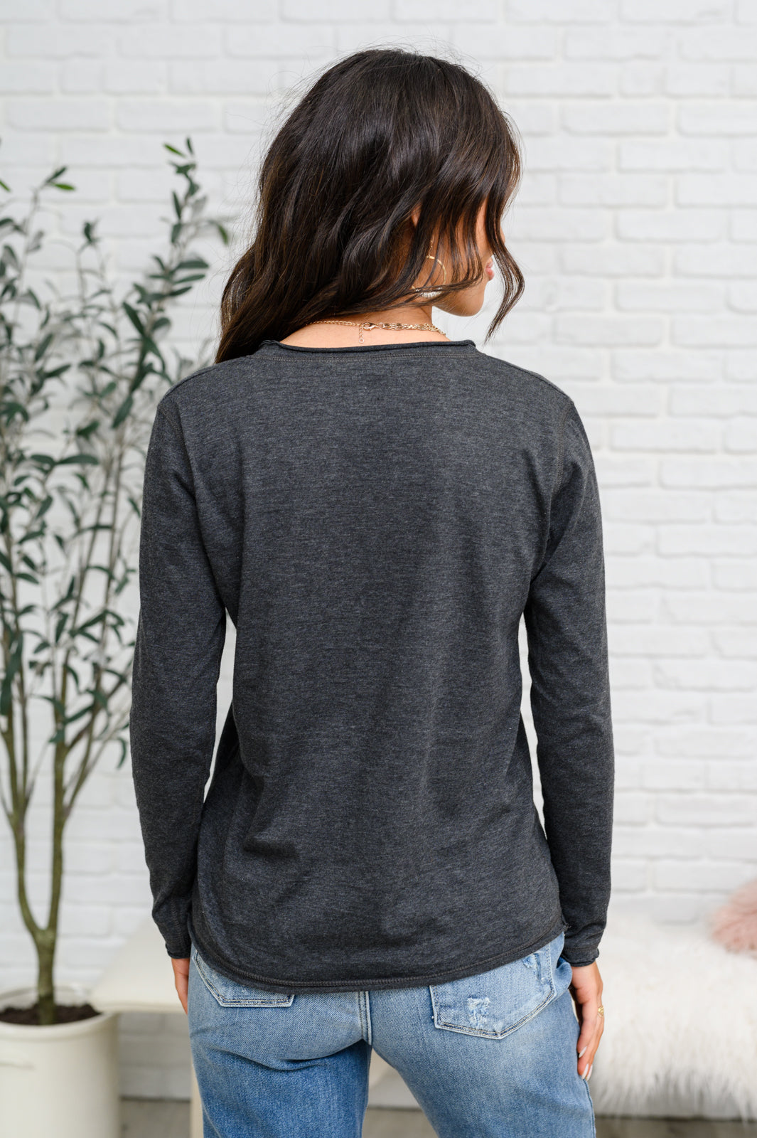 Alpine Raw Edge Long Sleeve Tee in Charcoal - 1/10/23