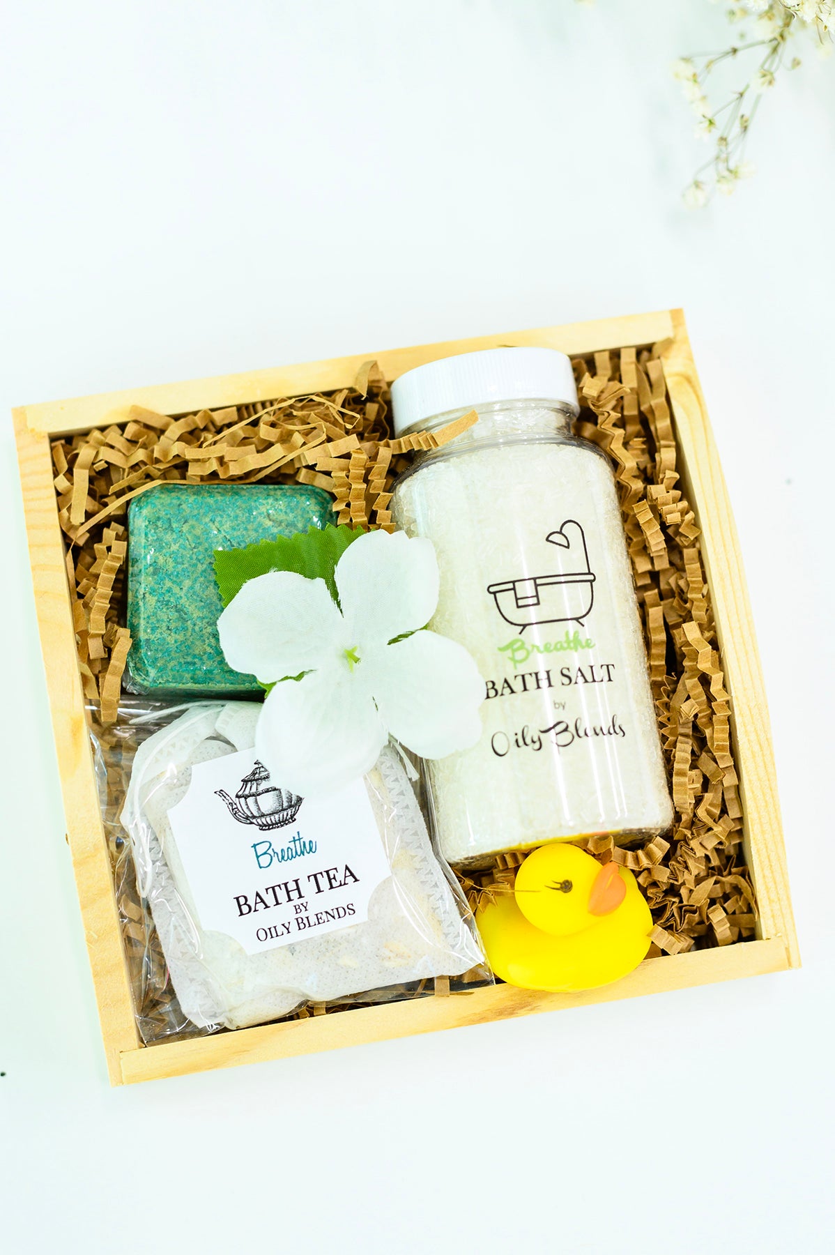 Bath Collection Gift Set in Breathe - 11/23/2022