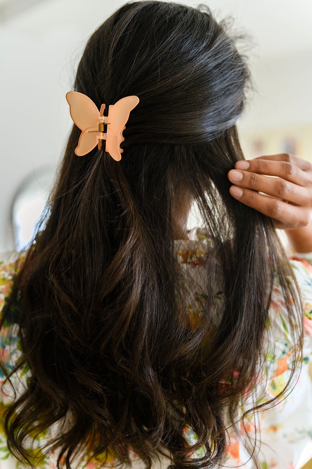 Butterfly Claw in Matte Orange - 3/24/2023