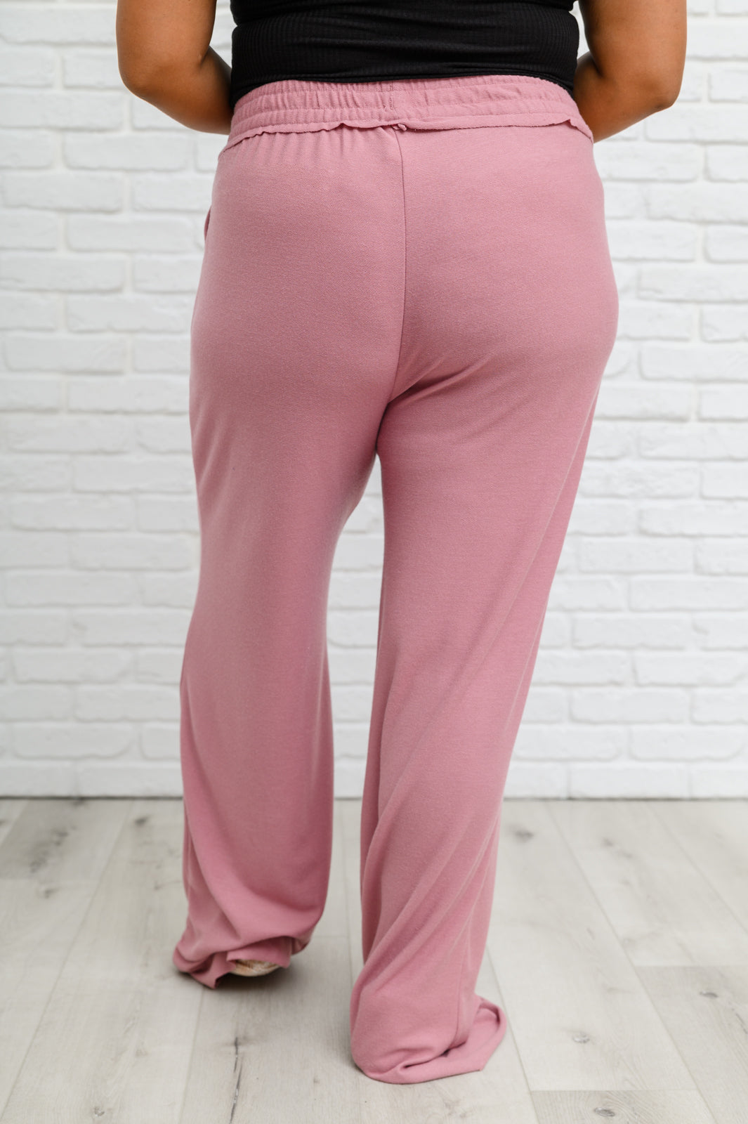 French Terry Lounge Pants In Rose - 11/21/2022