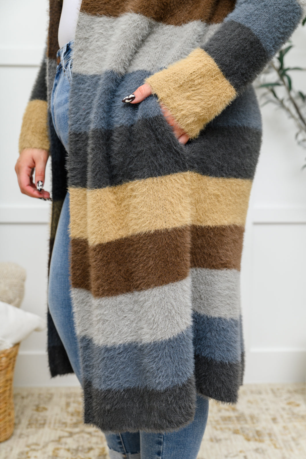 Fuzzy Longline Cardigan In Blue & Cocoa - 11/25/2022