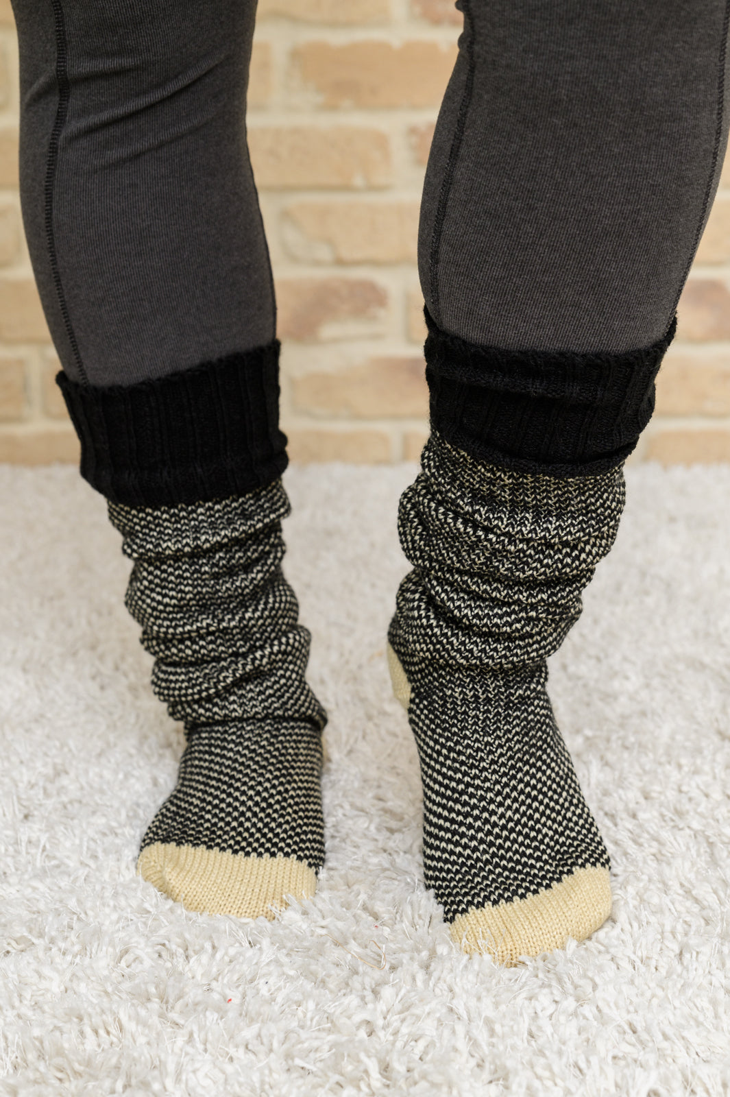 Knitted Lounge Socks In Black - 11/23/2022