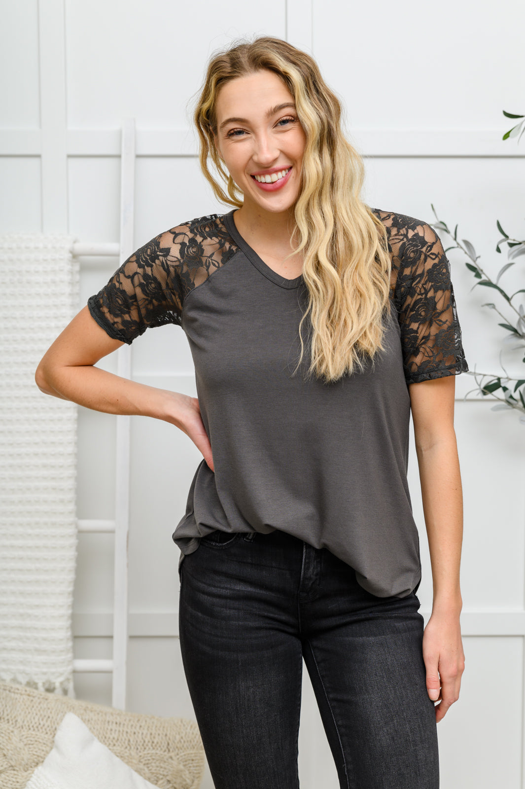 Lace Detail Short Sleeve Tee In Gray - 11/28/2022