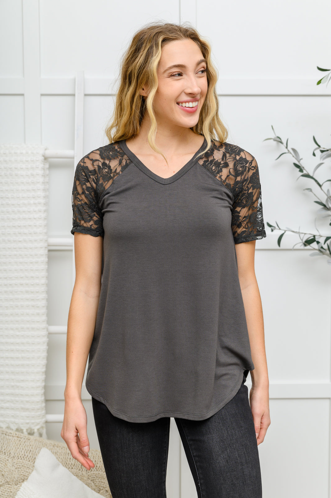 Lace Detail Short Sleeve Tee In Gray - 11/28/2022
