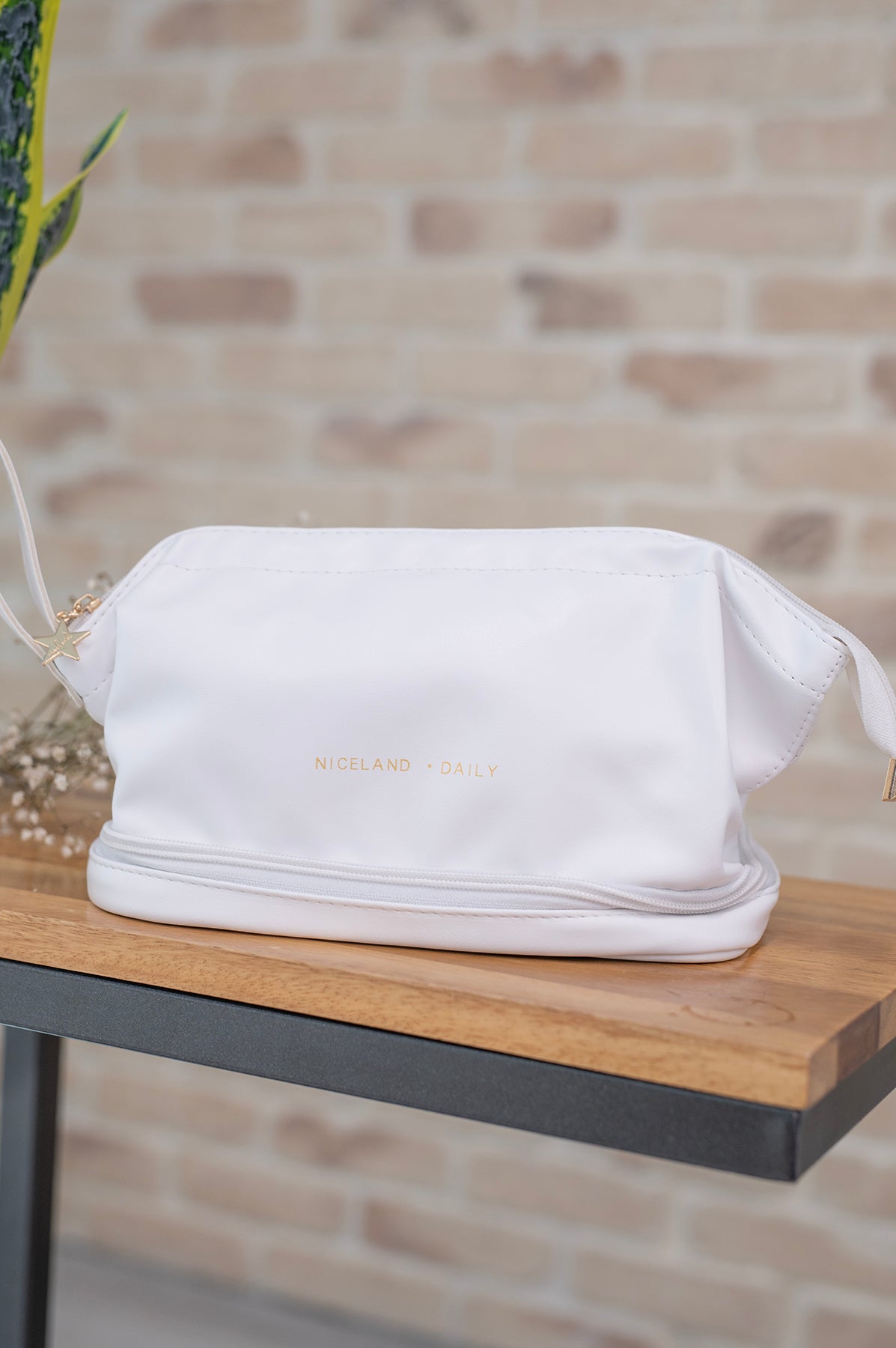 Large Cloud Cosmetic Bag Ivory White - 4/24/2023