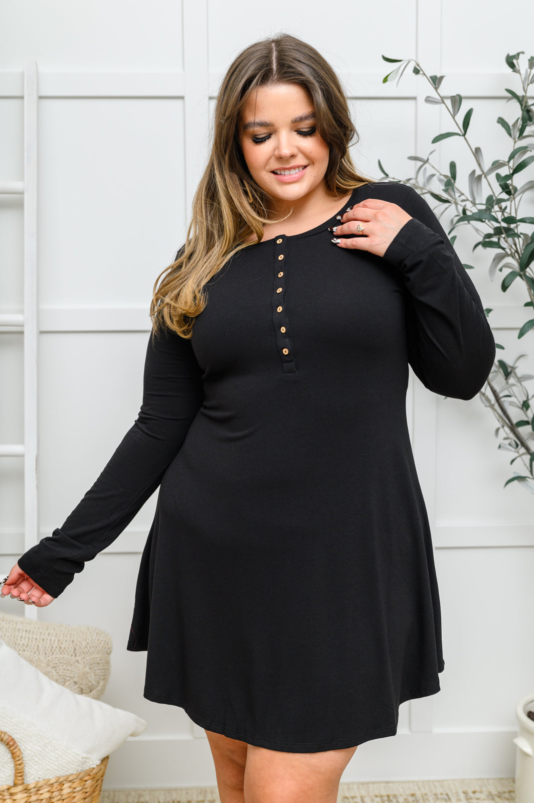 Long Sleeve Button Down Dress In Black - 11/25/2022