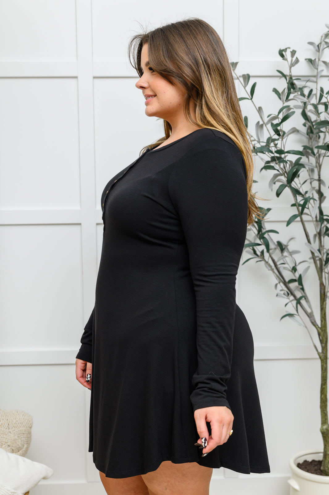 Long Sleeve Button Down Dress In Black - 11/25/2022
