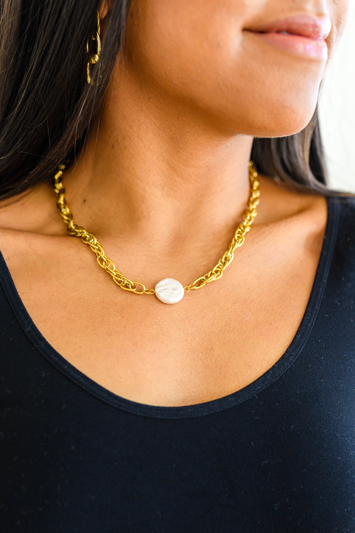 Ocean's Gold Shell Pendant Necklace - 4/25/2023