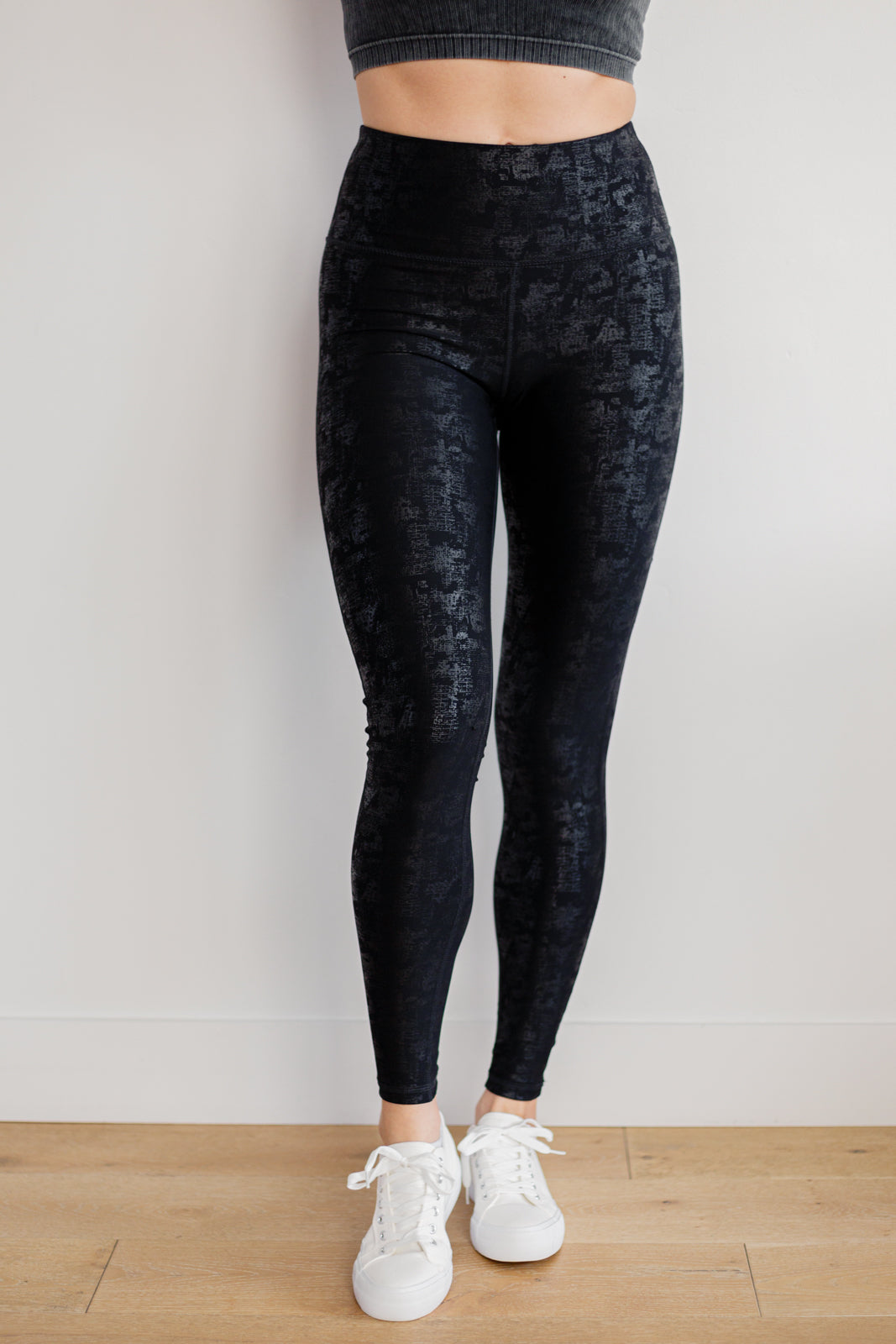 Perfect Fit Black Foil Leggings - 2/2/2023